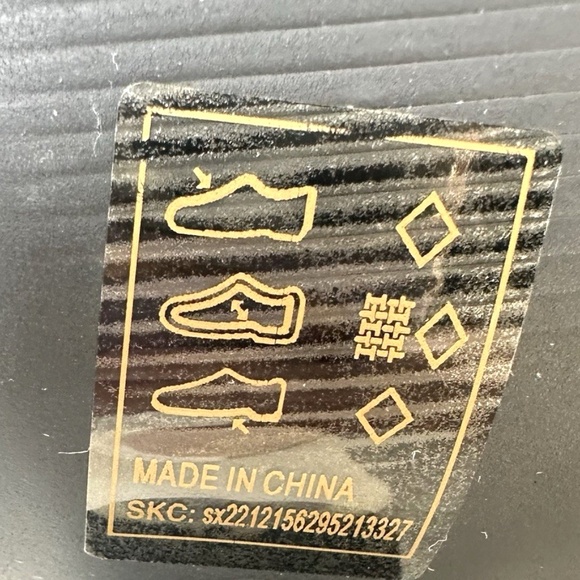 SHEIN Monochrome Over the Knee Boots - Picture 9 of 11